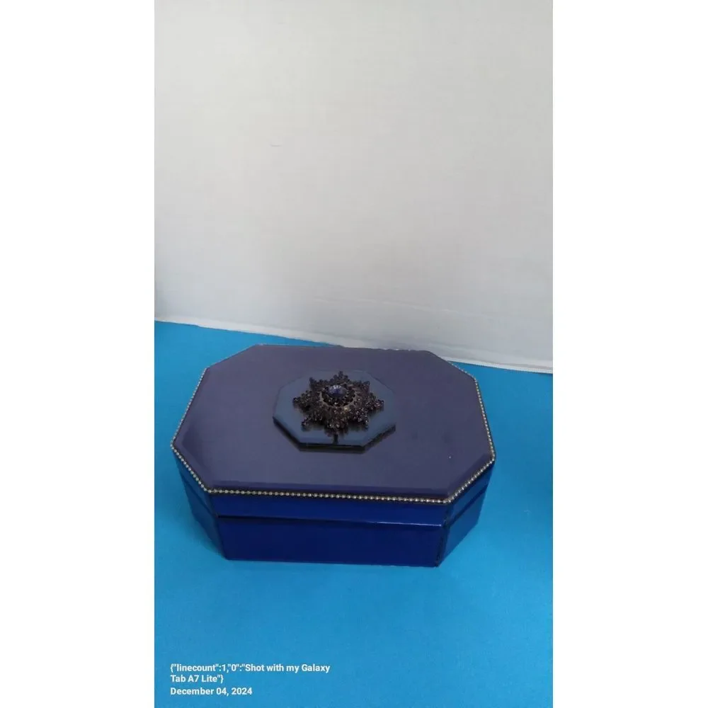 Elegant Octagonal Jewelry Box with‎ Ornate Embellishment - Royal Blue and Black